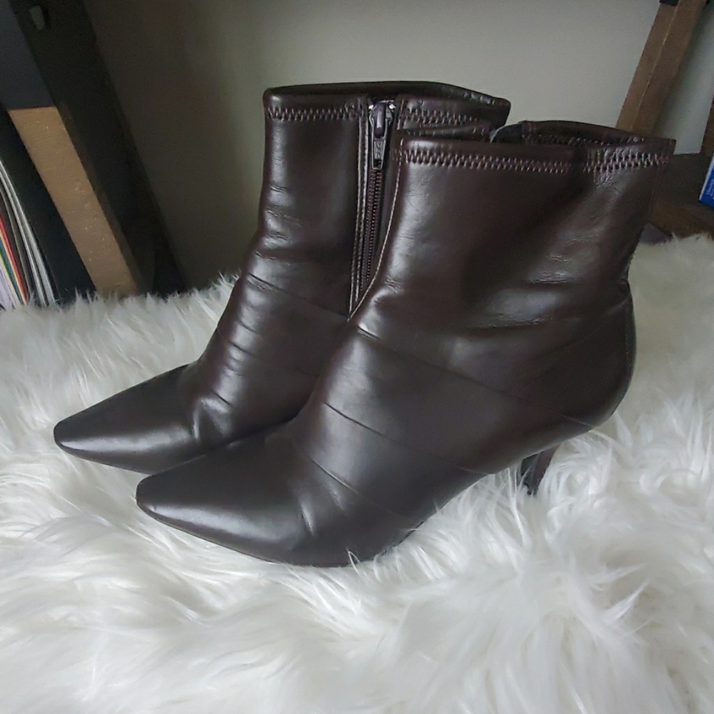 Brown boots